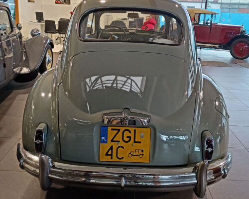 Peugeot_203C_02